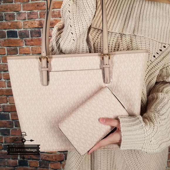 Michael Kors Medium carryall tote wallet SET Fawn - Picture 3 of 8